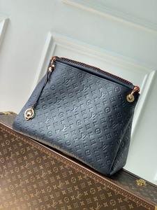 LV Handbags 669